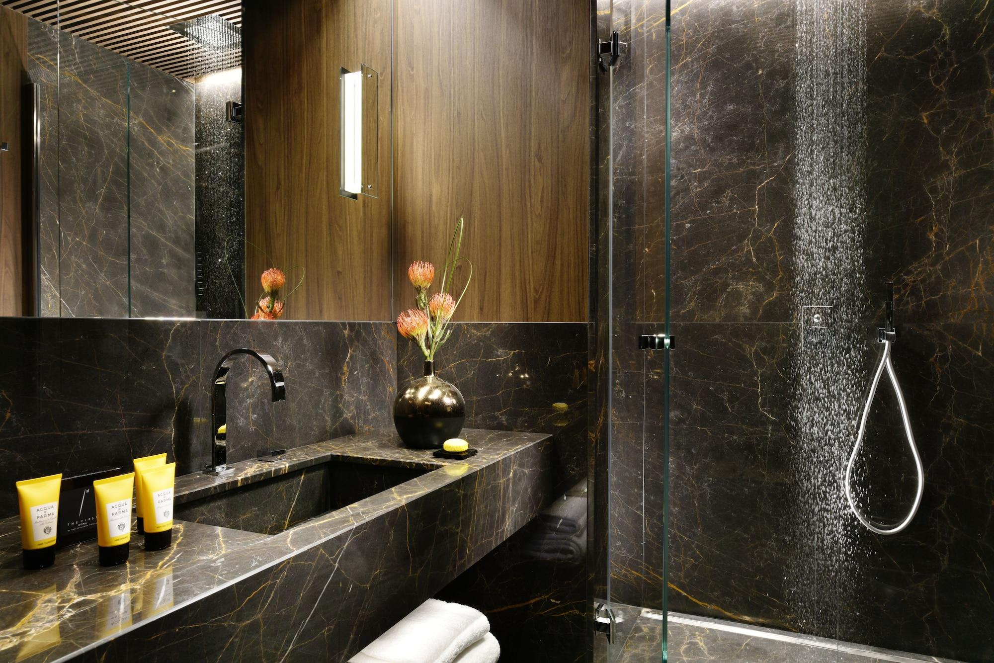 The First Dolce - Preferred Hotels & Resorts Рим Екстер'єр фото