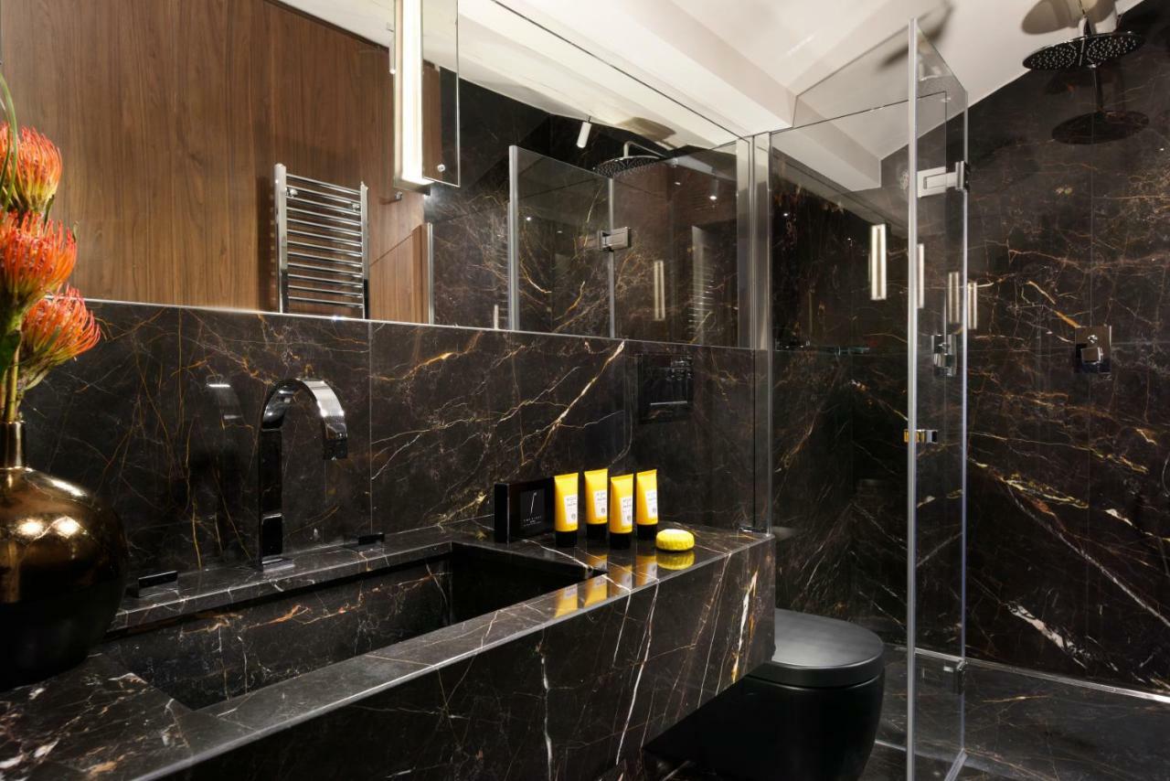 The First Dolce - Preferred Hotels & Resorts Рим Екстер'єр фото
